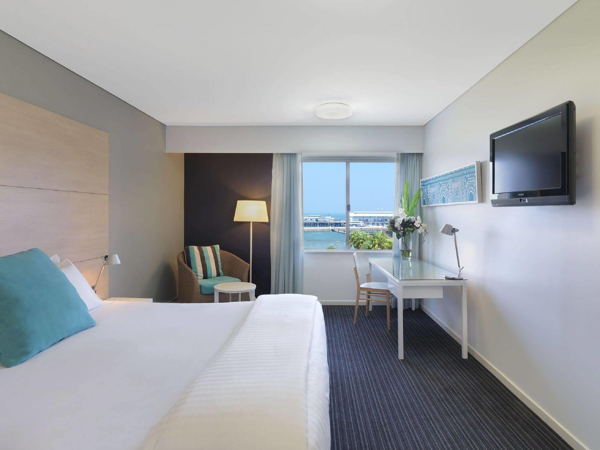 Vibe Waterfront 4* Darwin